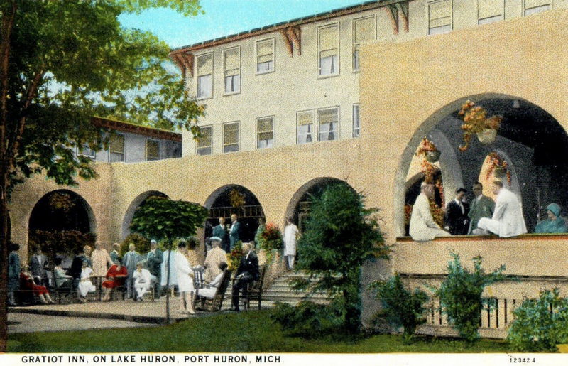 Gratiot Inn (Windemere Hotel) - Vintage Postcard (newer photo)